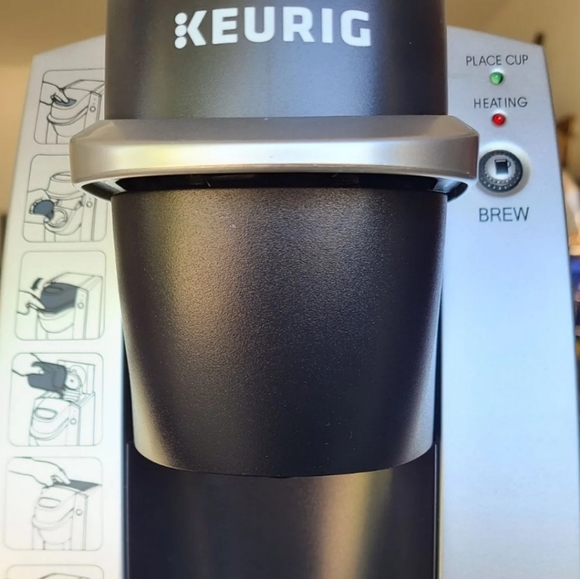 Keurig Machine-Commercial Grade - Picture 2 of 4